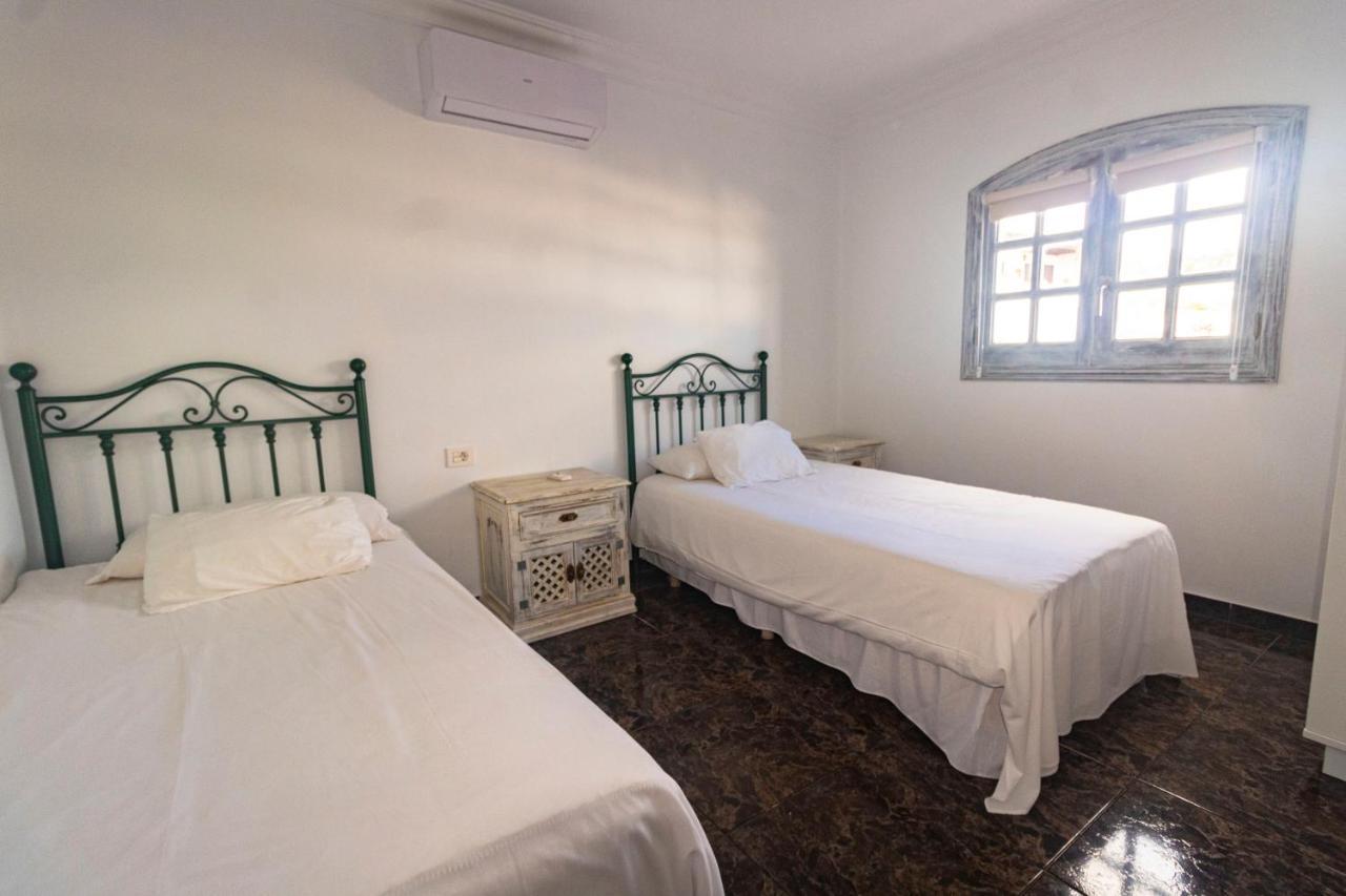 Villa Complejo Oasis La Asomada à Tías Extérieur photo