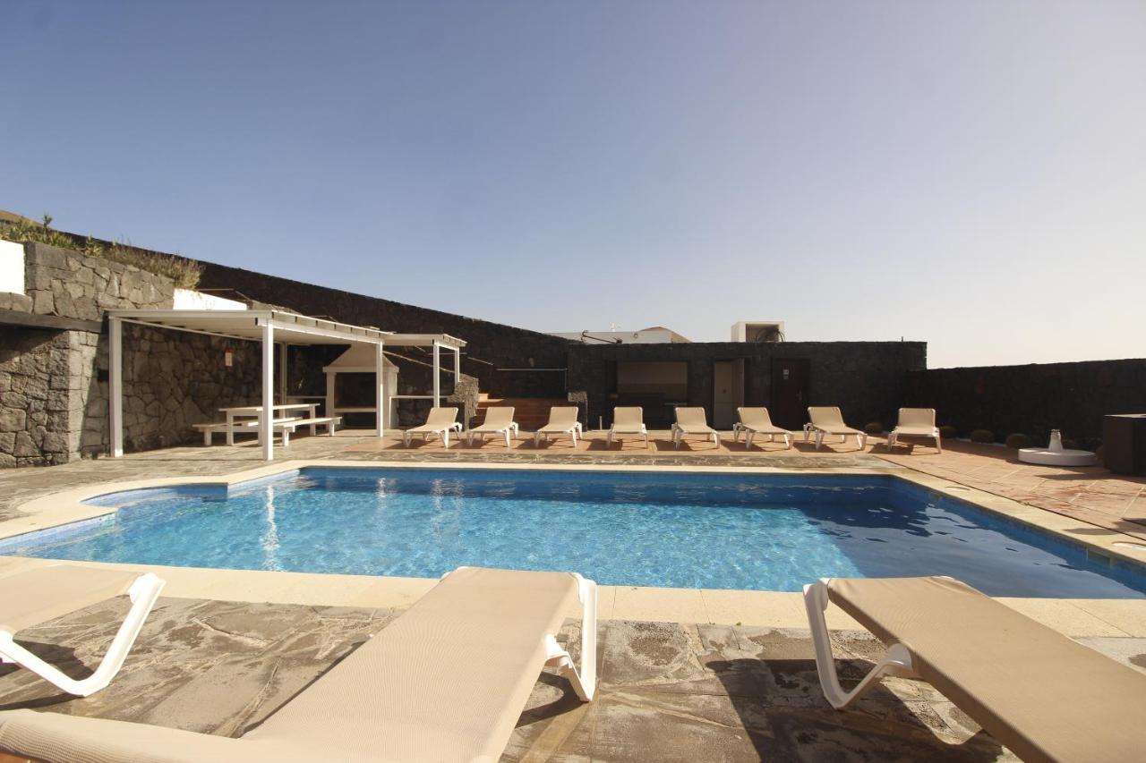 Villa Complejo Oasis La Asomada à Tías Extérieur photo
